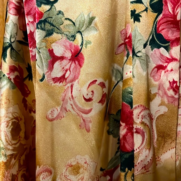 Vintage Sophia Floral Short Robe, by Delicates, Medium - Picture 2 of 5